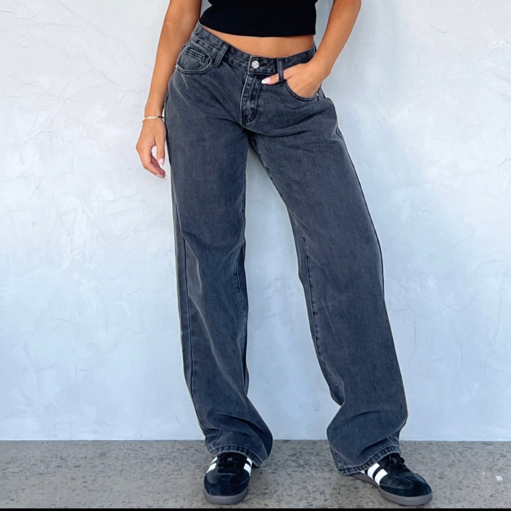 White Fox Boutique Jeans (Bring back the style low rise)